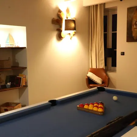 Magnifique Piscine Billard * Île d'Yeu