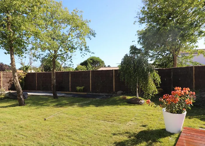 Magnifique Piscine Billard * Ile d'Yeu