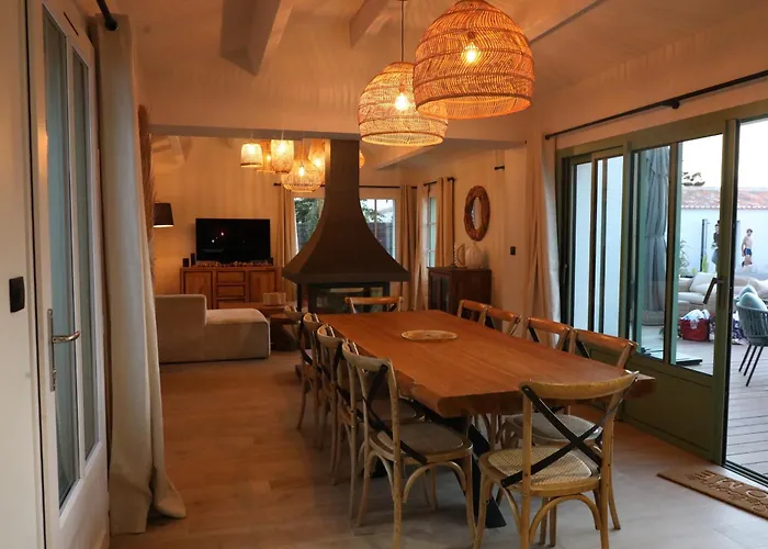 Vila Magnifique Piscine Billard